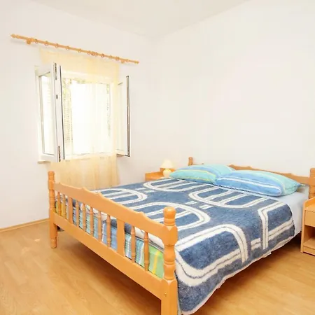 By The Sea - 5591 Apartment *
